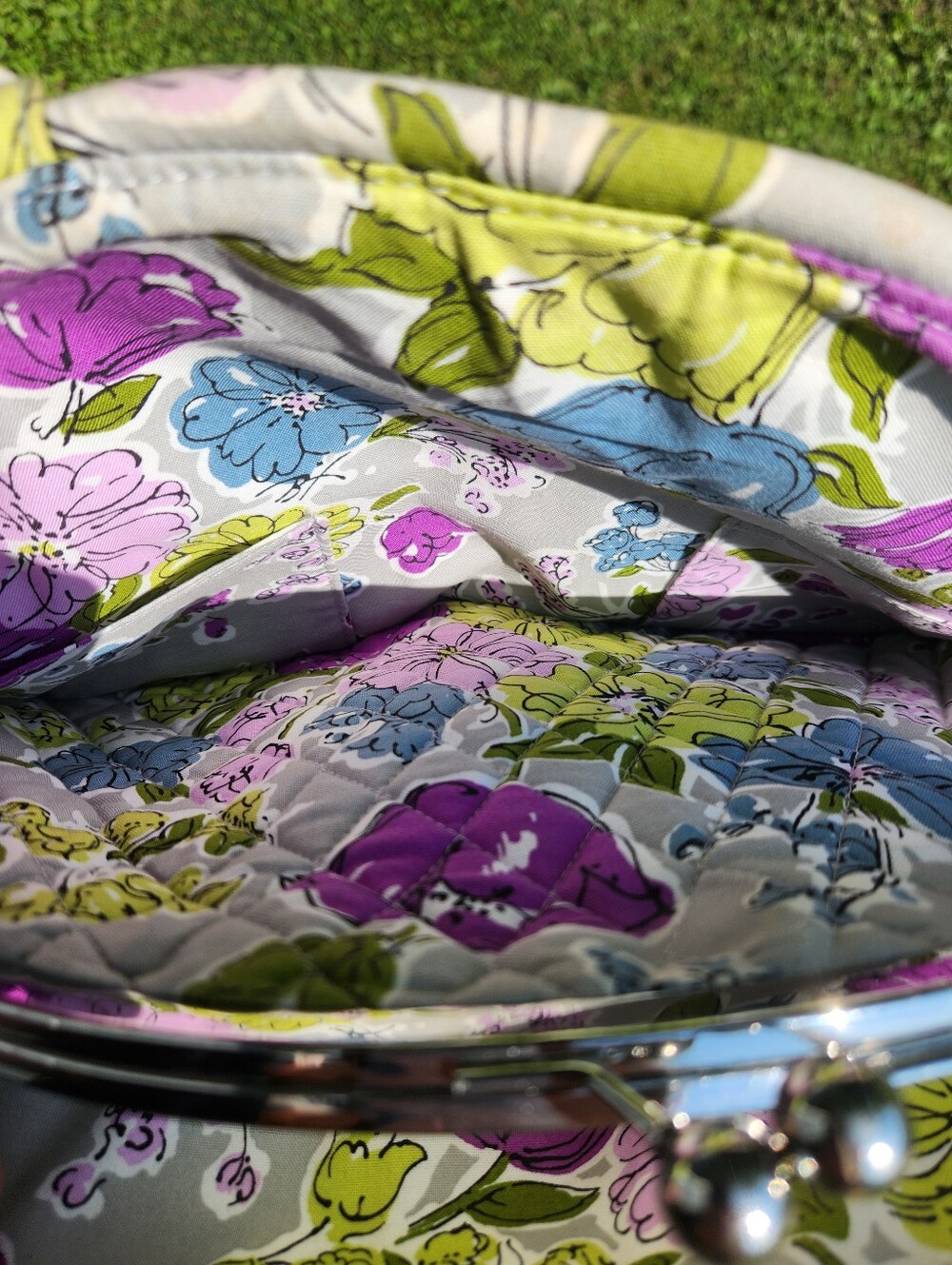 Vera Bradley Eloise satchel iin retired "Watercolor" floral print. Kiss Closure - Picture 13 of 14